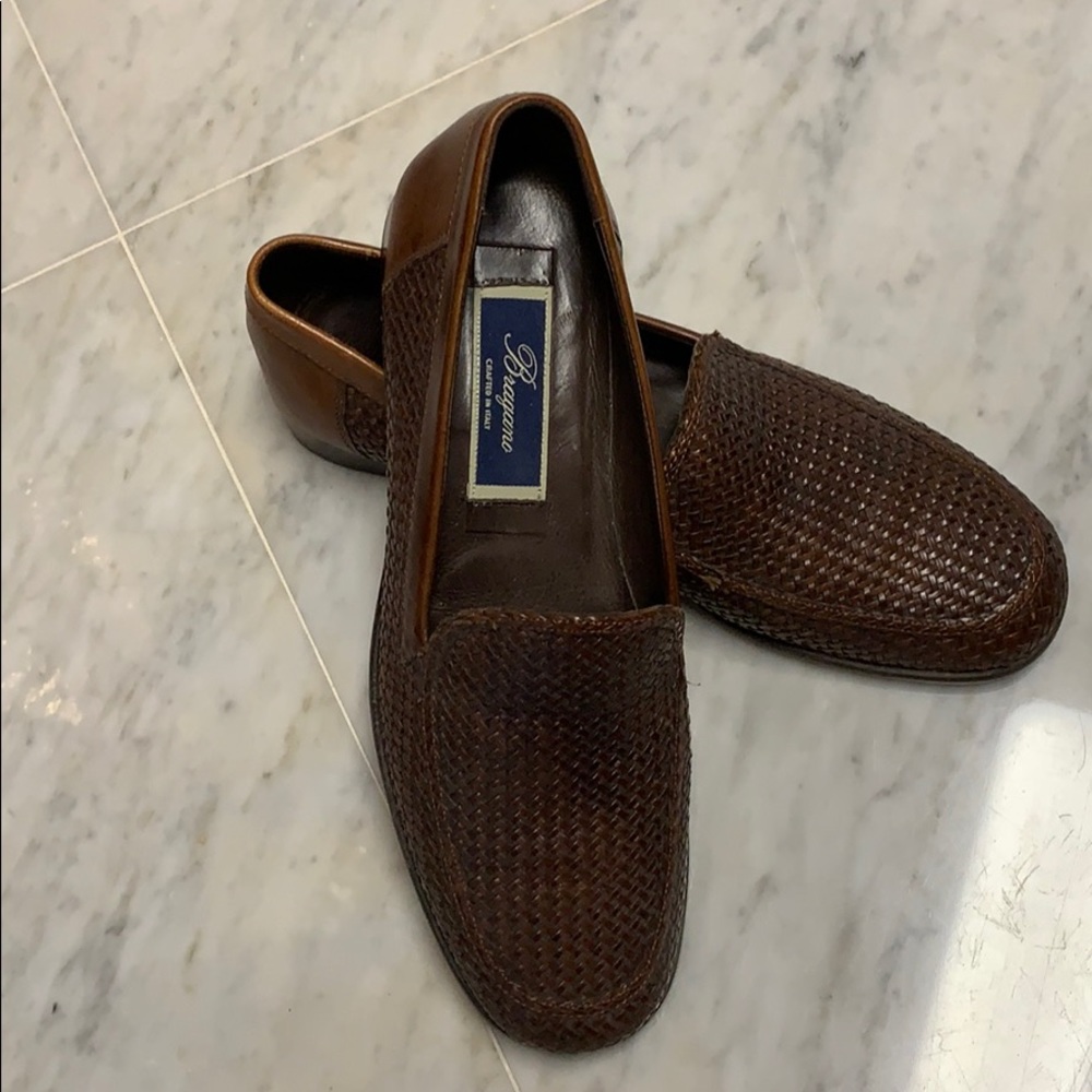 Beautiful woven Bragano